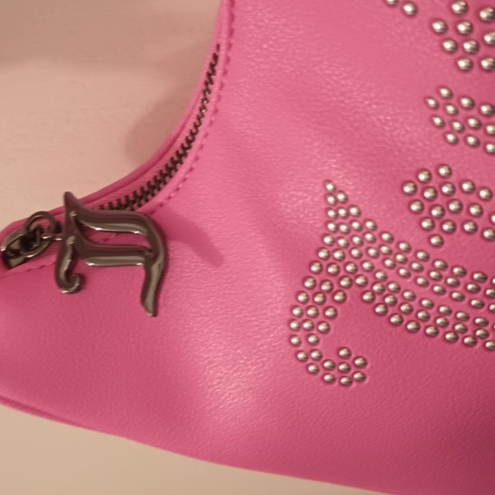 Purse - Picture 2 of 7